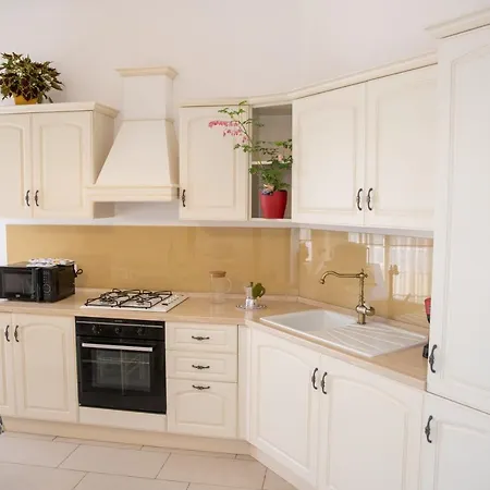 Fedelena Apartament Marina di Ragusa